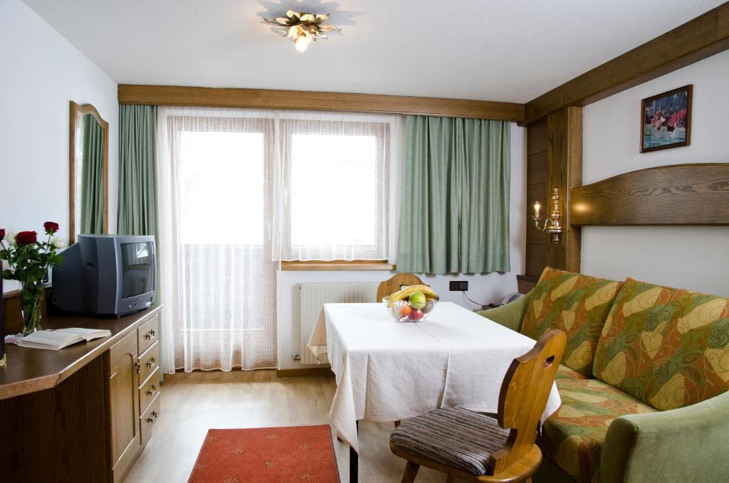 Berghotel Rasis Galtür Стая снимка