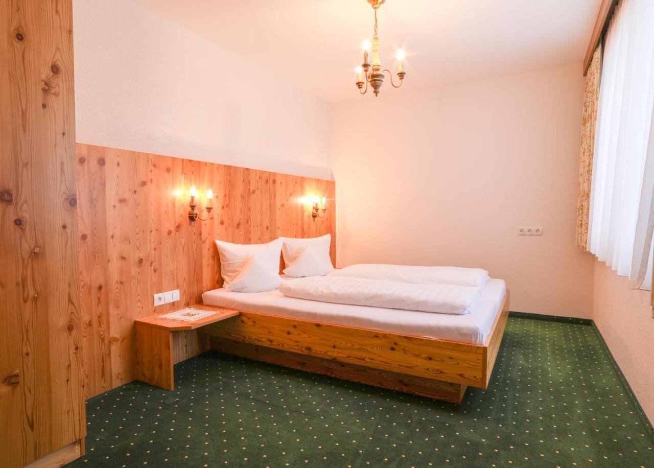 Berghotel Rasis Galtür Екстериор снимка